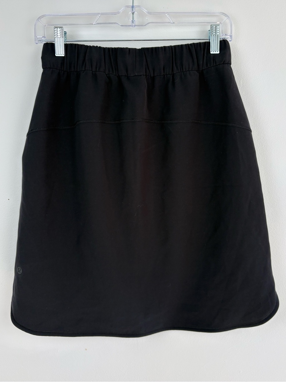 Lululemon On The Fly Black Skirt Like New Size 6 RN 106259 Sporty Chic Gorpcore - Picture 8 of 10